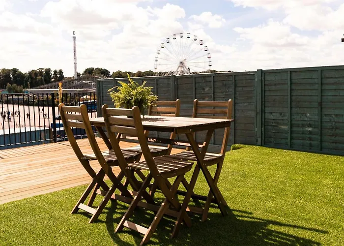 The Dreamland Apartment - Margate Beach - By Goldex Coastal Breaks