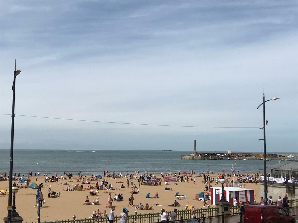 The Dreamland - Beach - By Goldex Coastal Breaks